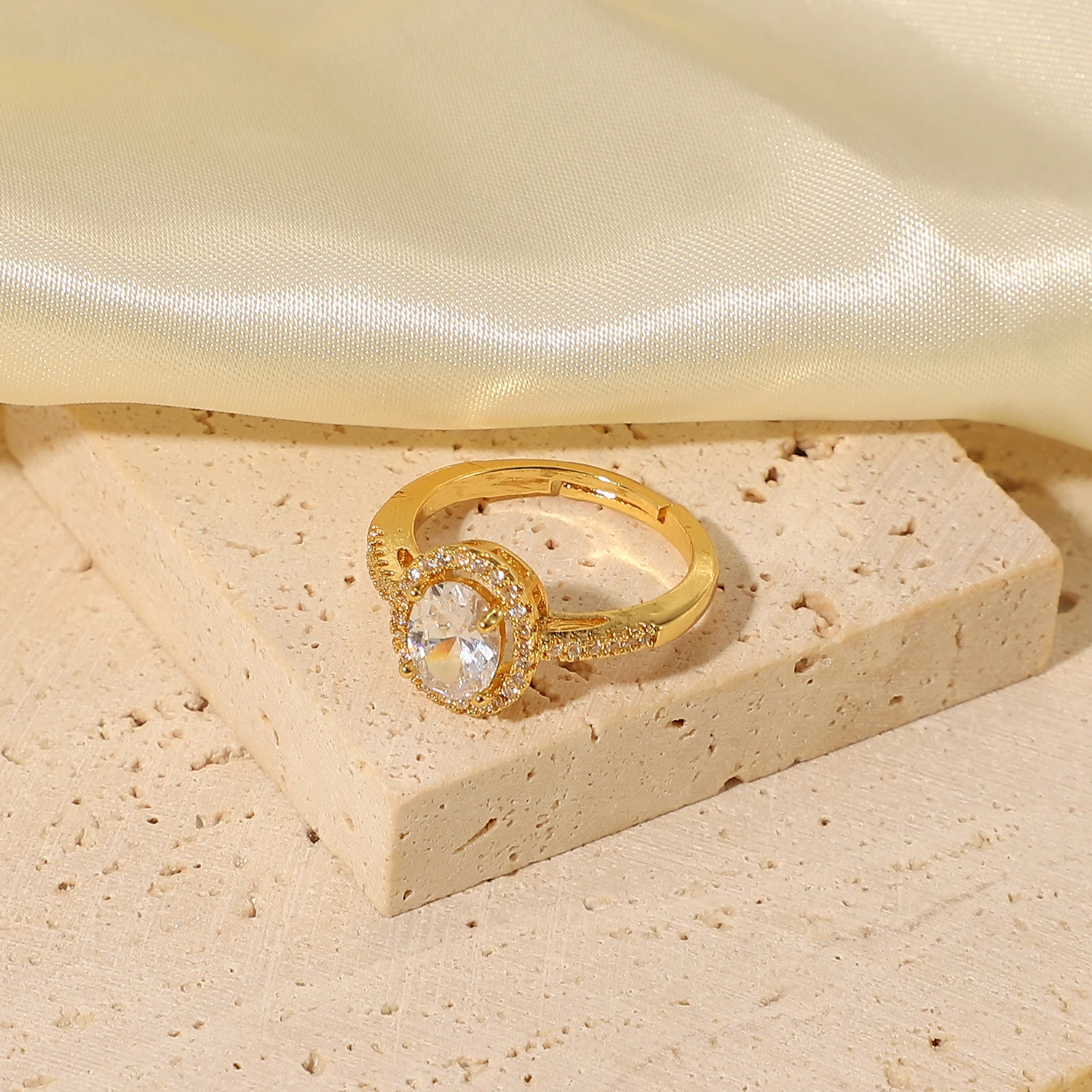 

Wedding Double Oval Zircon Rings Brass 18k Real Gold Plated Finger Jewelry Shiny Micro CZ Geometric Copper Engagement Rings, Crystal charm
