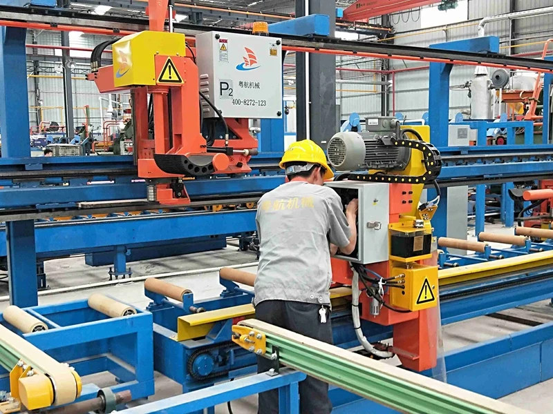 Aluminium Profile Extrusion Press Machine 1000t Double Puller With