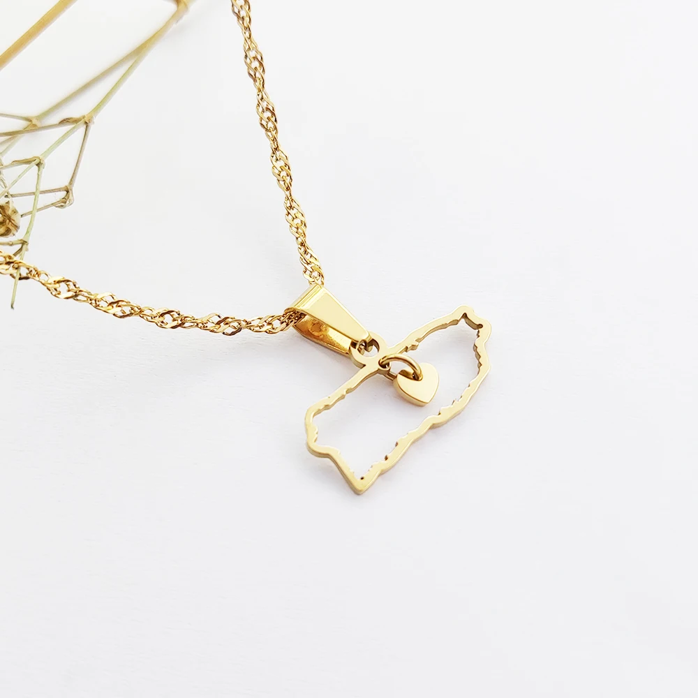 

Stainless Steel Puerto Rico Map Pendant Necklace Stylish Puerto Rican Map Heart Shaped Charm Jewelry, Steel/gold/rose gold and other