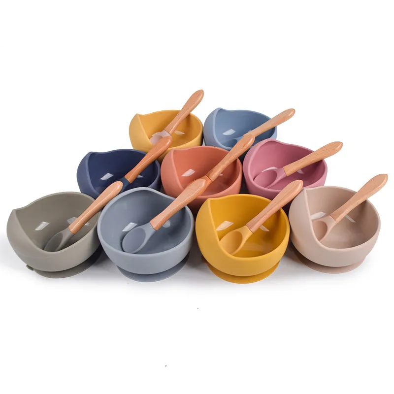 

Food Grade Soft Suction Baby Feeding Set Silicone Tableware bowls and spoon set, Multiple colors