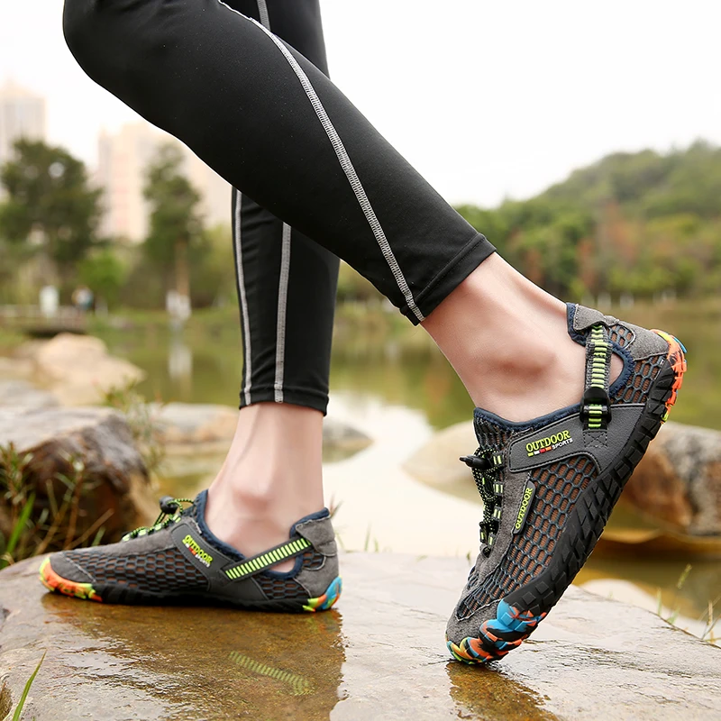 five finger walking shoes