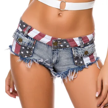 mulher de short jeans