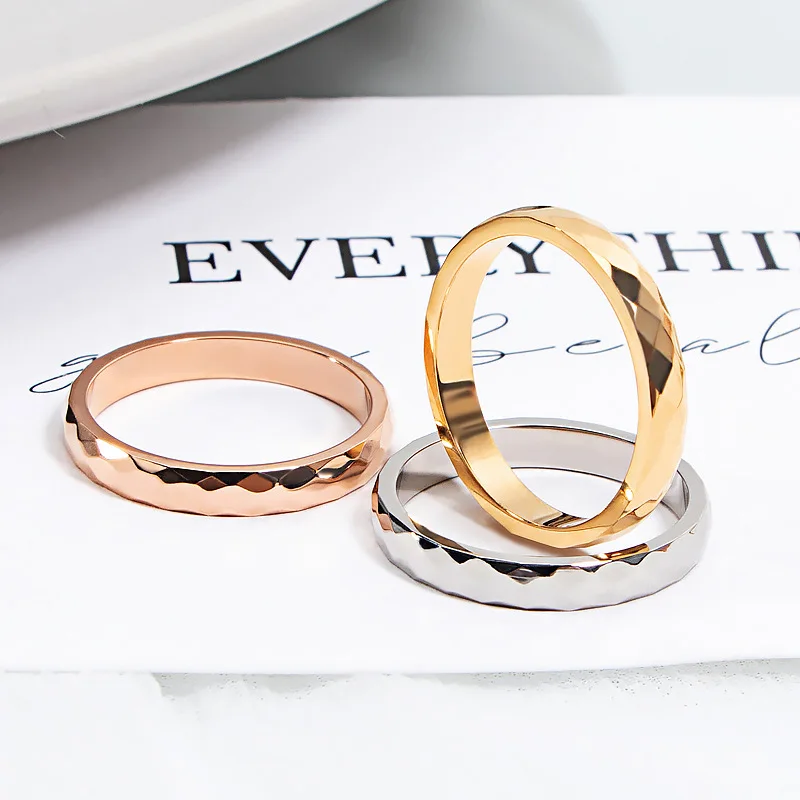 

Fashion 3mm Wide V-shaped Wave Pattern Ring Titanium Steel Ring For Women