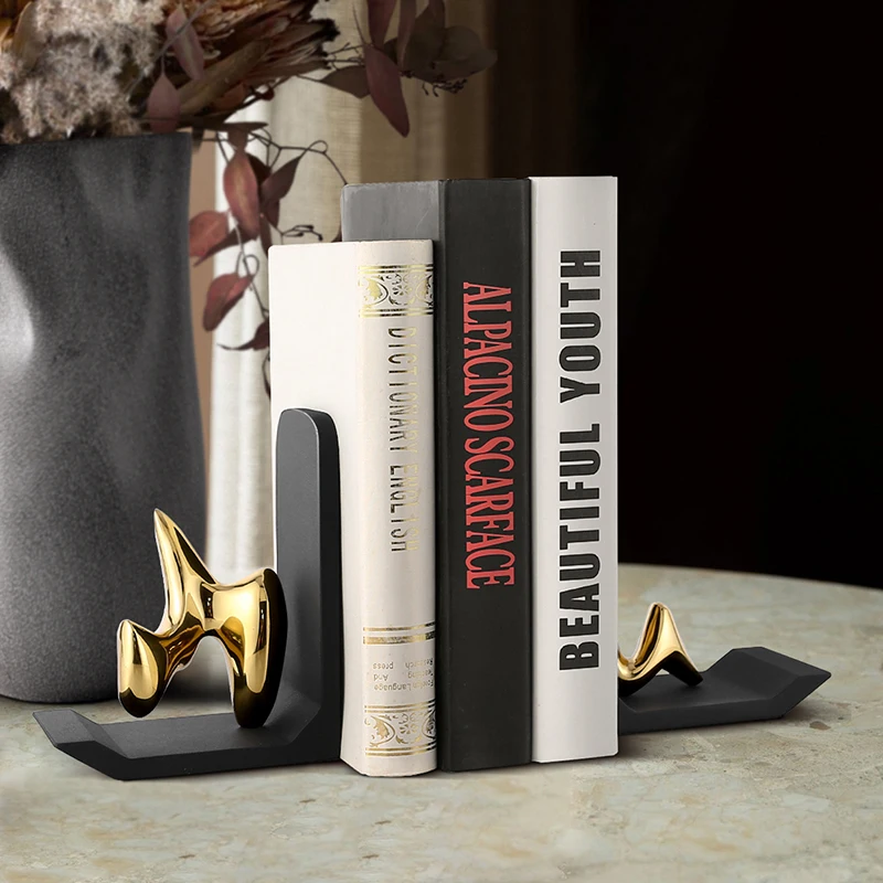 

Modern Minimalist Shelf Living Room Shelves Decor Antique Brass Sculpture Rhino Bookends, Brass color