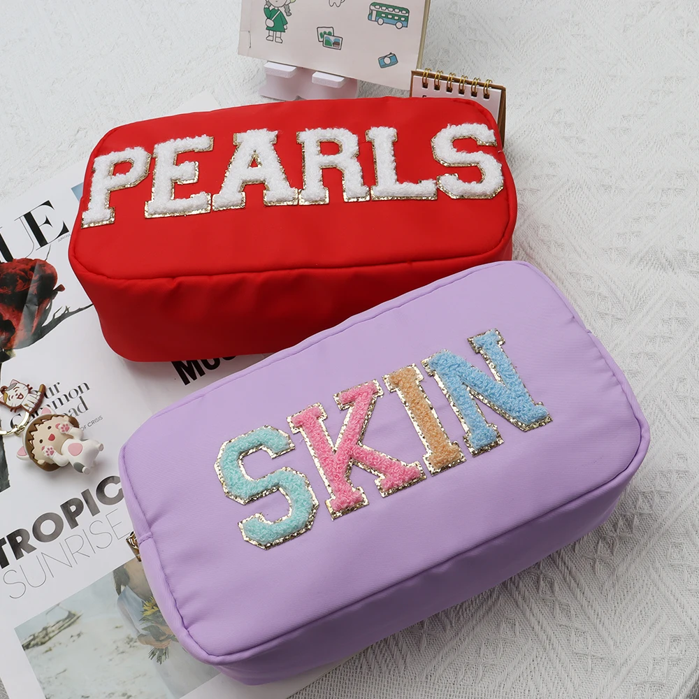 

Promotional New Arrival Popular Decorative Nylon Zipper Wash Bag Makeup Pouch Cosmetic Organizer Chenille Patch Cosmetic Bag
