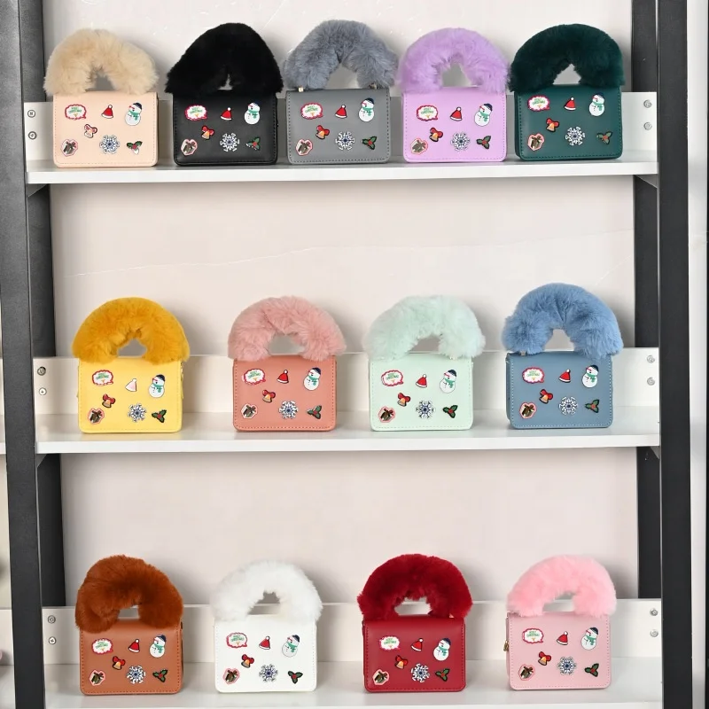 

2021 Women Ladies Christmas handbags Fashion Girls Merry Christmas Winter Fluffy Plush Fur Purse Handbags