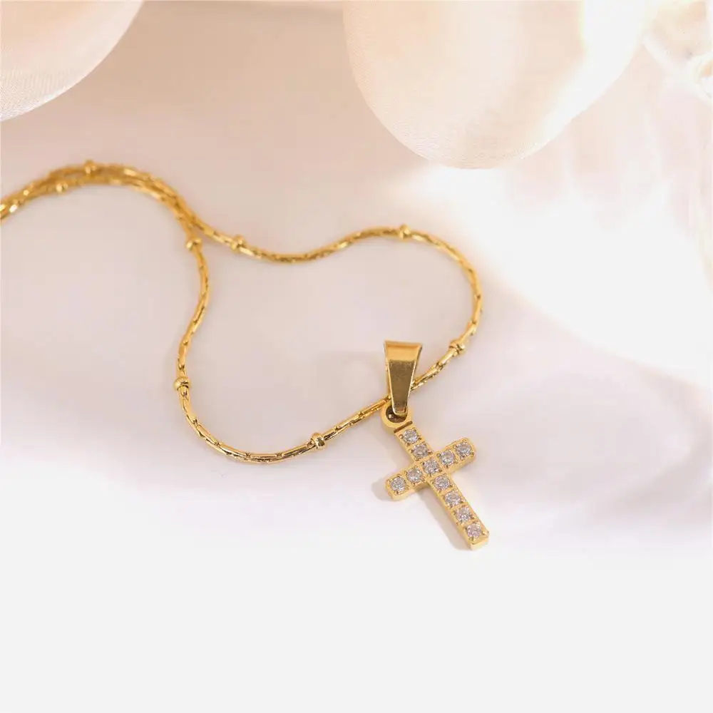 

Carline Wholesale18K Gold Plated Stainless Steel Cross Necklace Zircon Oem Jewelry Pendant Necklace for women