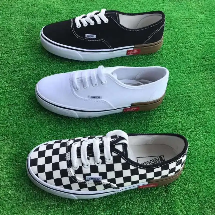 

2021 wholesale New canvas Shoes hot-selling men shoes wholesale in China, Multiple colour