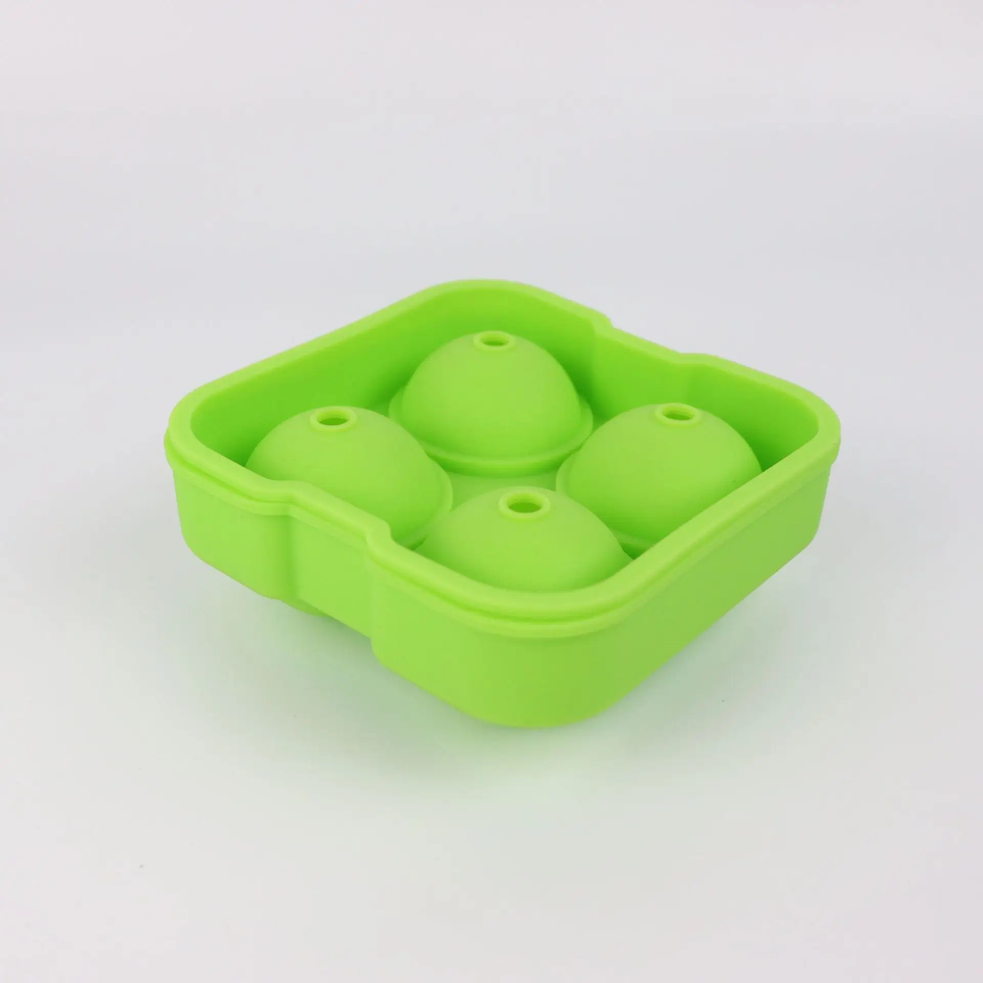 

BPA Free Reusable Ice Cube Trays Silicone Sphere Ice Ball Maker with Lid and Large Round Ice Cube Molds for Whiskey