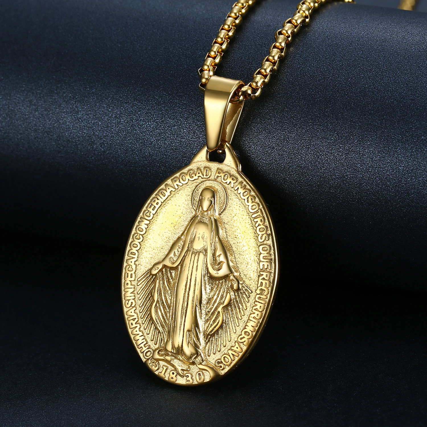 

Virgin Mary Necklace For Men Miraculous Medal Stainless Steel Mary Mother Of God Pendant Virgin Maria Medallion Necklace