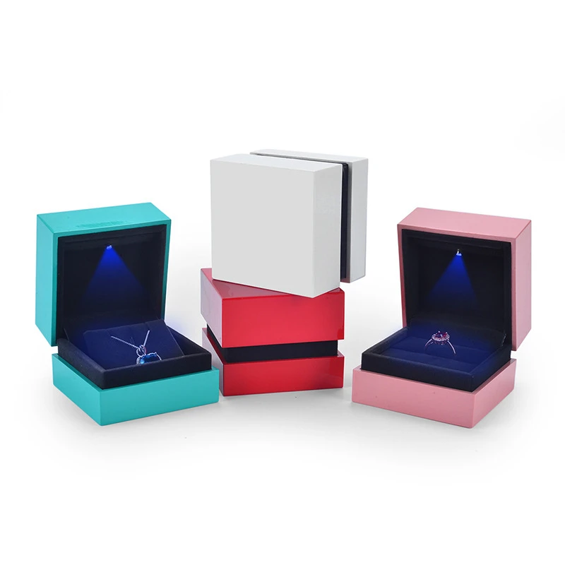 

Bulk Factory Price Plastic Piano Lacquer Finish Luxury Earring Pendant Ring LED Light Jewellery Packaging Box with Custom Logo, White, blue, green, red