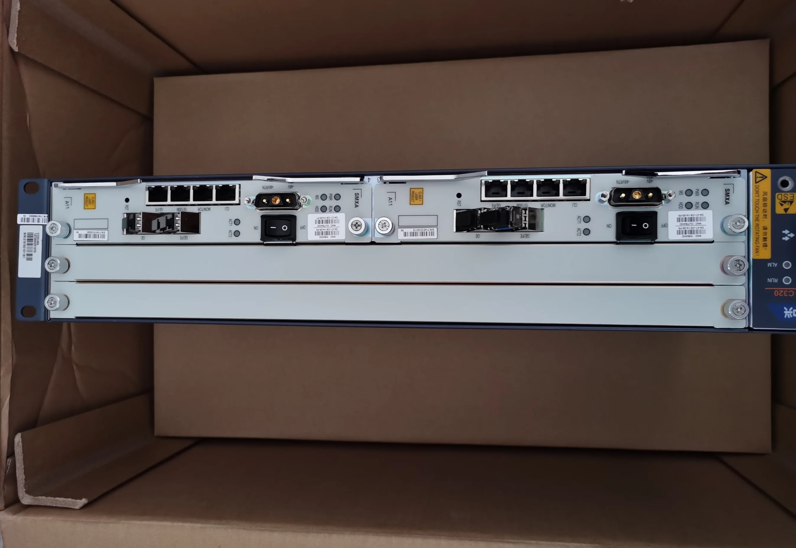 中兴通讯紧凑型 gpon 10g olt zxa10 c320