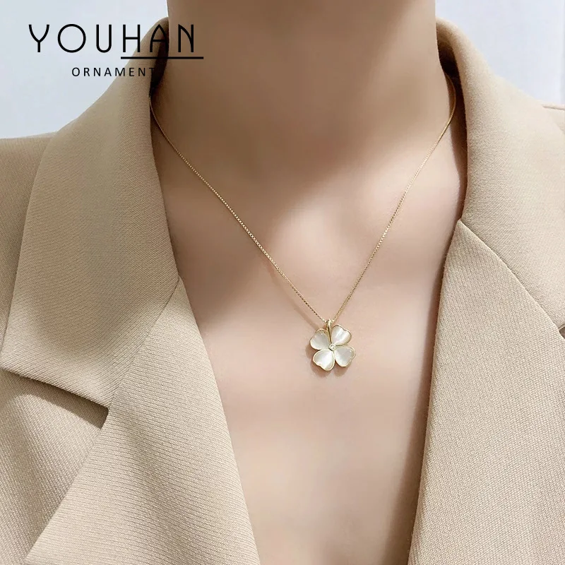 

XL61678 Fashion design gold plated brass zircon women jewelry opal four leaf clover pendant necklaces