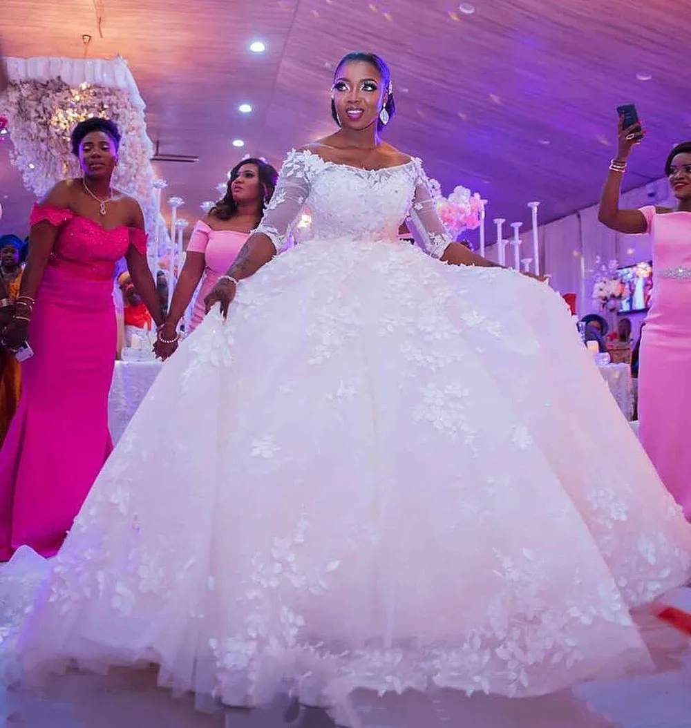 

NE204 New African Ball Gown Wedding Dress Off the Shoulder Elegant Bride Rope Back Design Half Sleeves Lace Wedding Gown, Default or custom