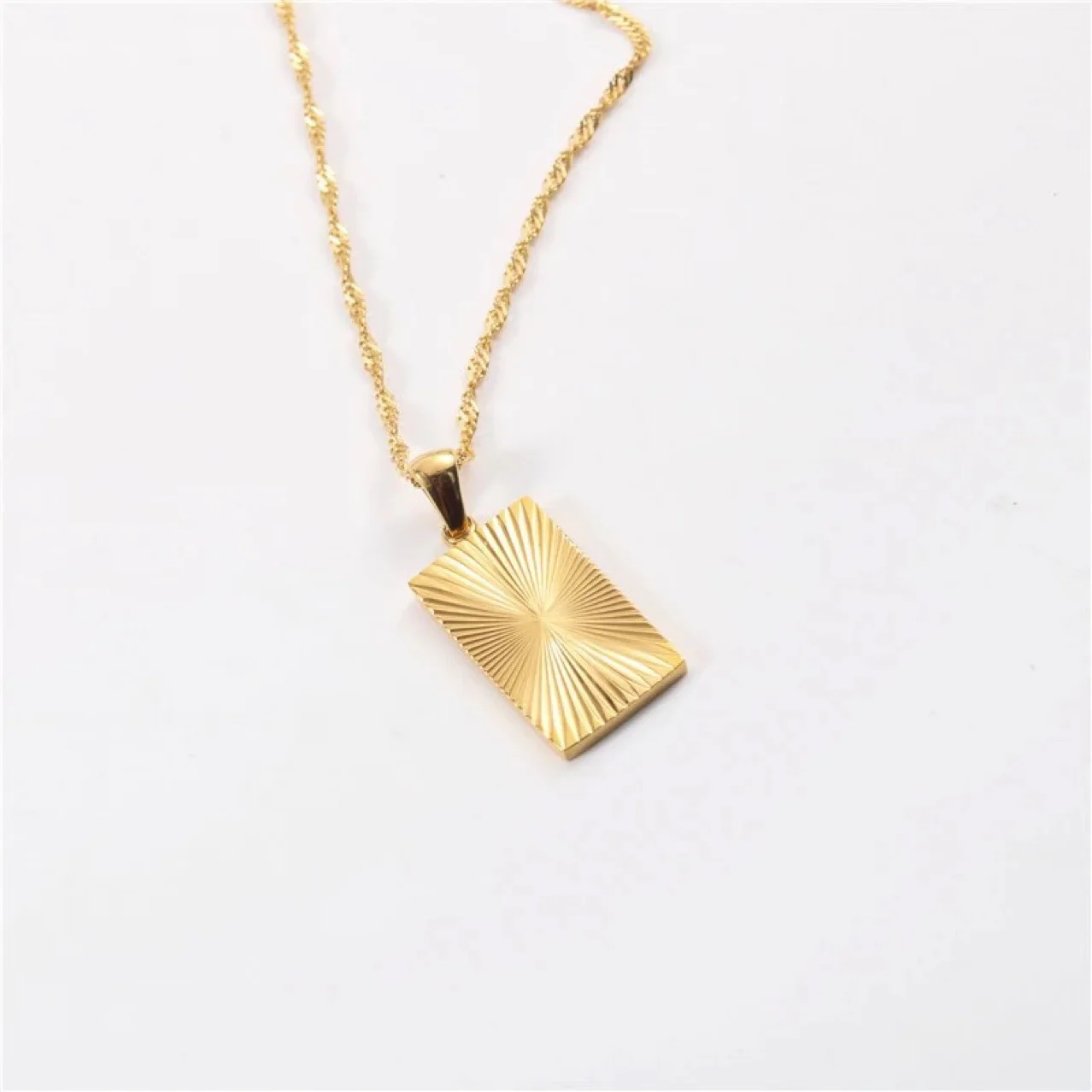 

Jewelry Tarnish Free PVD Gold Plated Sunburst Rectangle Square Pendant Necklace Trendy Necklace