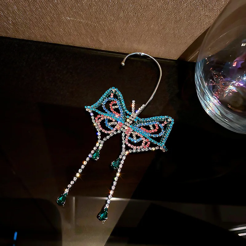 

Women New Design Vintage Butterfly Crystal Chain Cuff Earring Colored Crystal Butterfly Cuff Earring For Club
