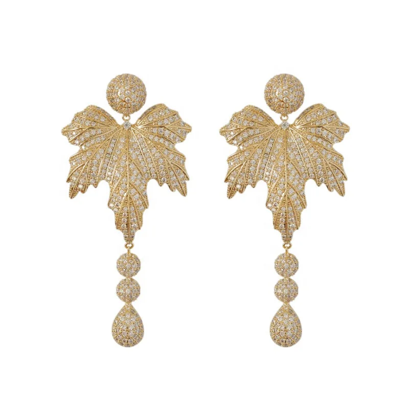 

Luxury Shining Rhinestone Leaf Dangle Earrings For Women Vintage Crystal Earrings Wedding Party Accessories, Picture shows