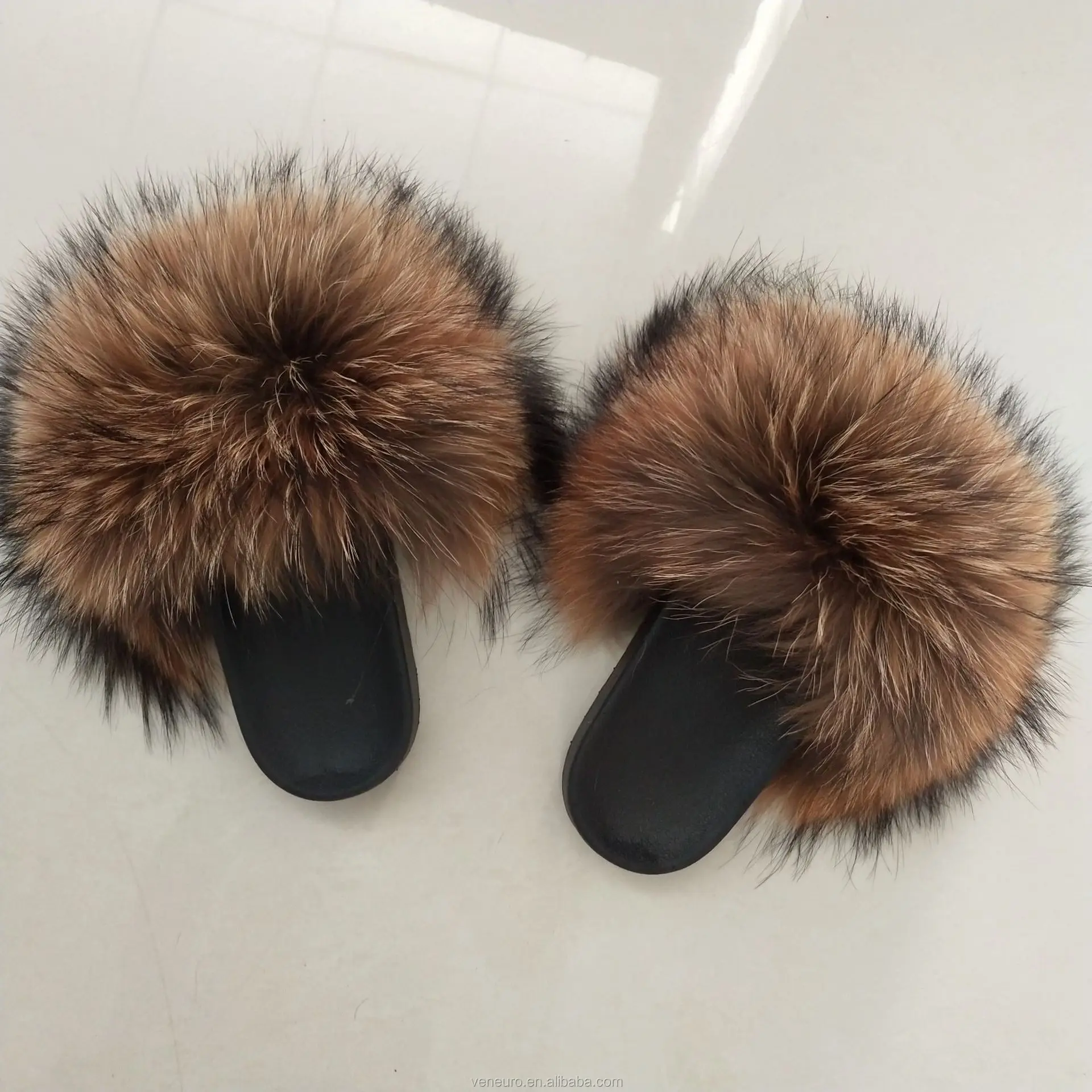 

Fashion Design Women Real Biggest Whole Fox Fur Colorful Sandal Slides Matched Jelly Bag Soft Furry Slippers Rainbow Fur Slides, Customized color