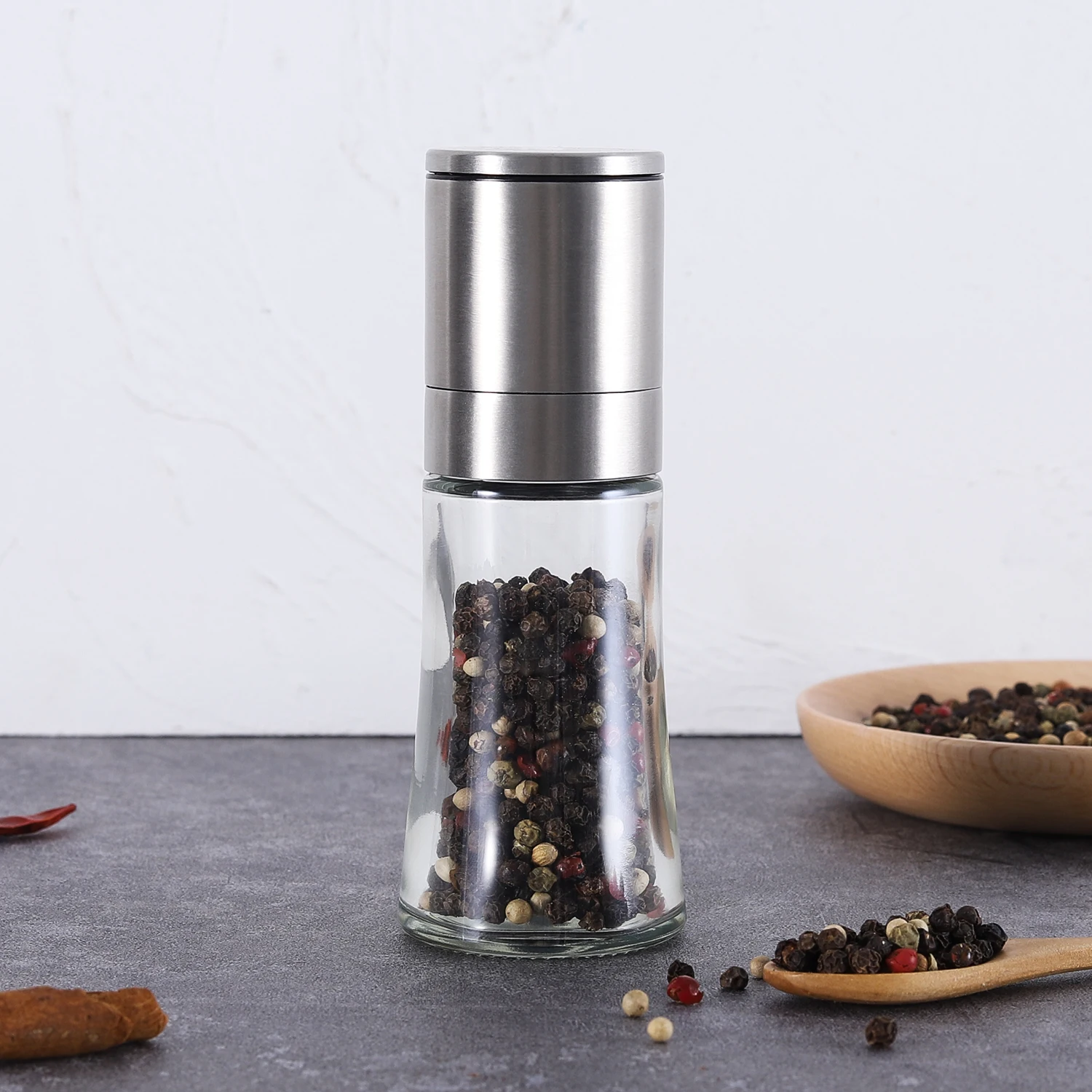 

Chinagama Portable Mini Commercial Dry Spice Grinder Stainless Steel Manual Salt and Pepper Grinder