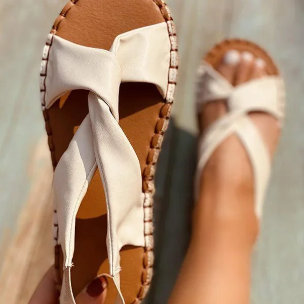 

Fashion Style New Designer PU Cross Strap Beach Flat PVC Outsole Sandals for Women