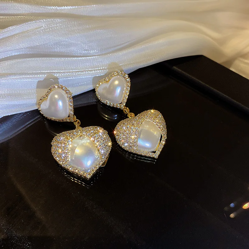 

fashion crystal drop heart charm earrings