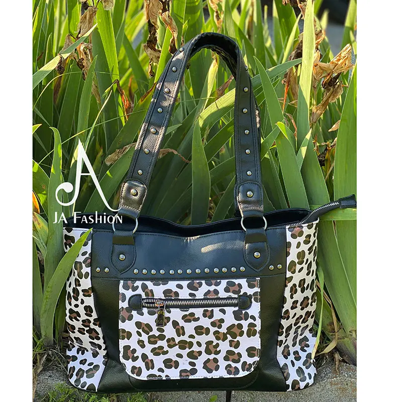 

Wholesale Women Leopard Concealed Carry Tote Purse Protective Lady Concealed Handgun Tote bag With Rivet Decoration for Girls, Sunflower,leopard,cowhide etc.or as request.