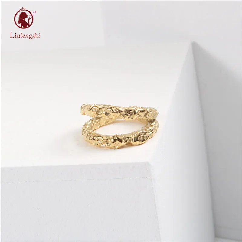 

Women Fashion Gold Plated Irregular Double Layered Ring Stainless Steel Irregular Hammered Textured Finger Ring