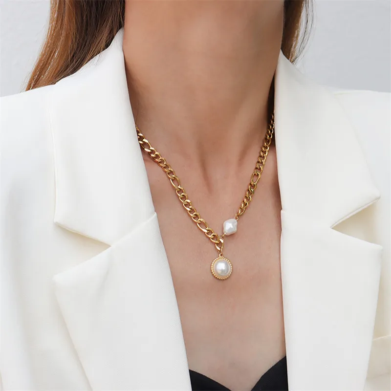 

HongTong Hot Sale 18k Gold Clavicle Necklace Stainless Steel Jewelry NK Freshwater Pearl Necklaces, Picture