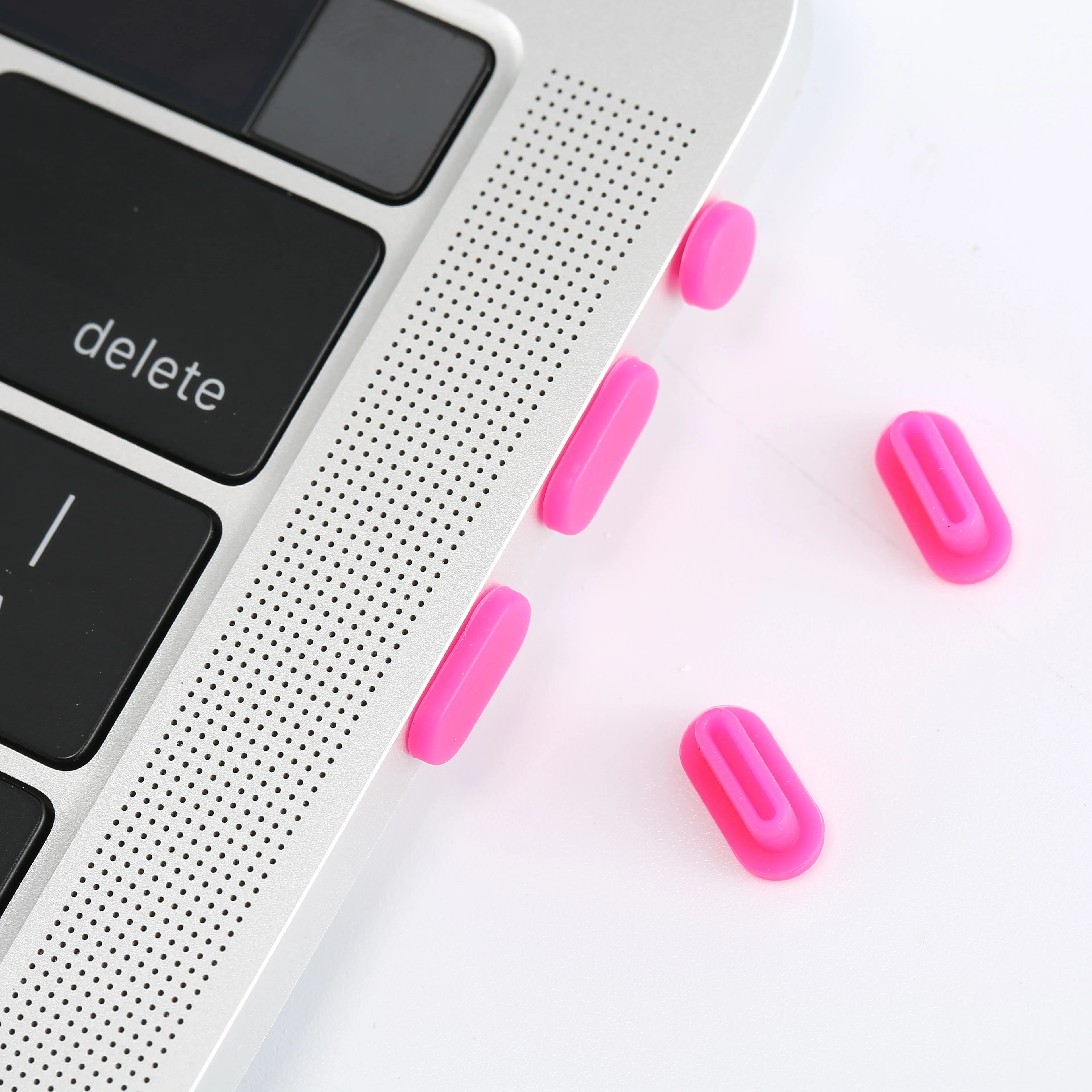 

Anti-dust Plugs for Macbook Pro, Laptop Dust Plug Ports Case Cover Protection Soft Dustproof Silicone EXW Price 10 Colors CN;GUA