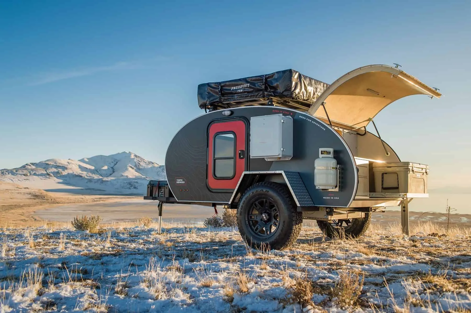 Adventure trailers. Adventure trailers. Adventure trailers. Прицеп леший внедорожный. Escapod camper.