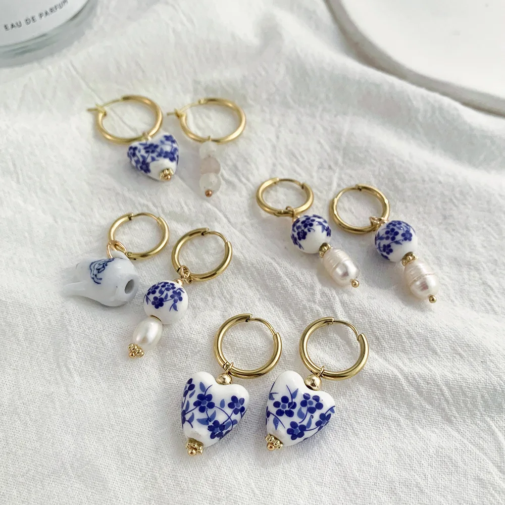 

Sayoung Chinese Style Retro Blue And White Porcelain Enamel Drop Oil Heart-Shaped Ceramic Earrings Drop Earrings For Ladies