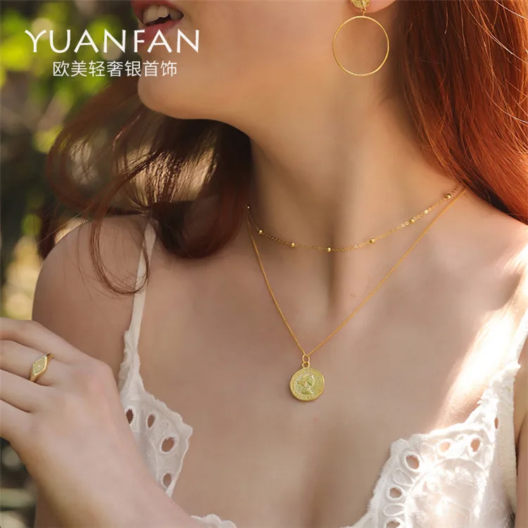 

Fashion Elegant Round Pendant Gold Letter Women Accessories Necklace, Picture shows