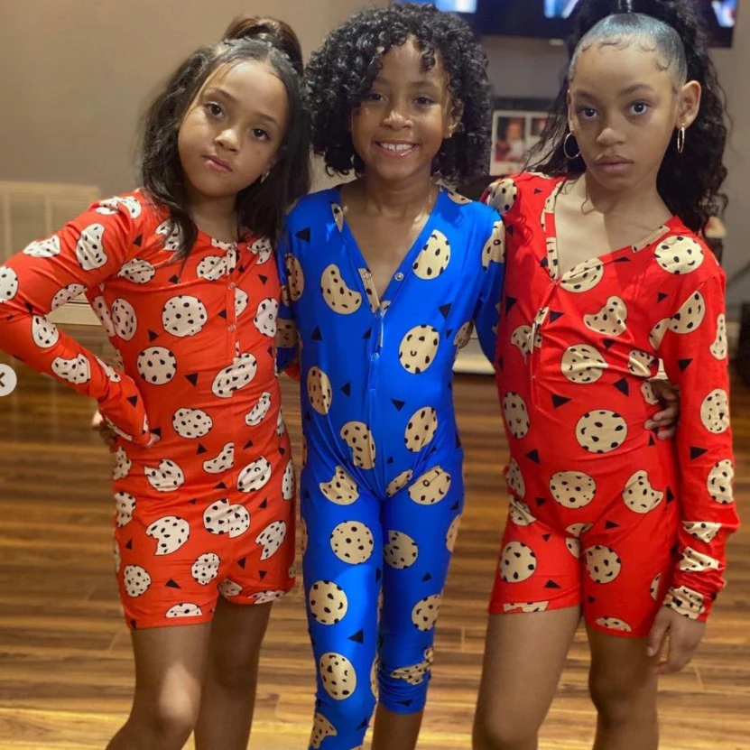 

Wholesale 2021 Children's Cotton Parent-child Printed Long Sleeve Onesie Pajamas Comfortable Style, Customized color