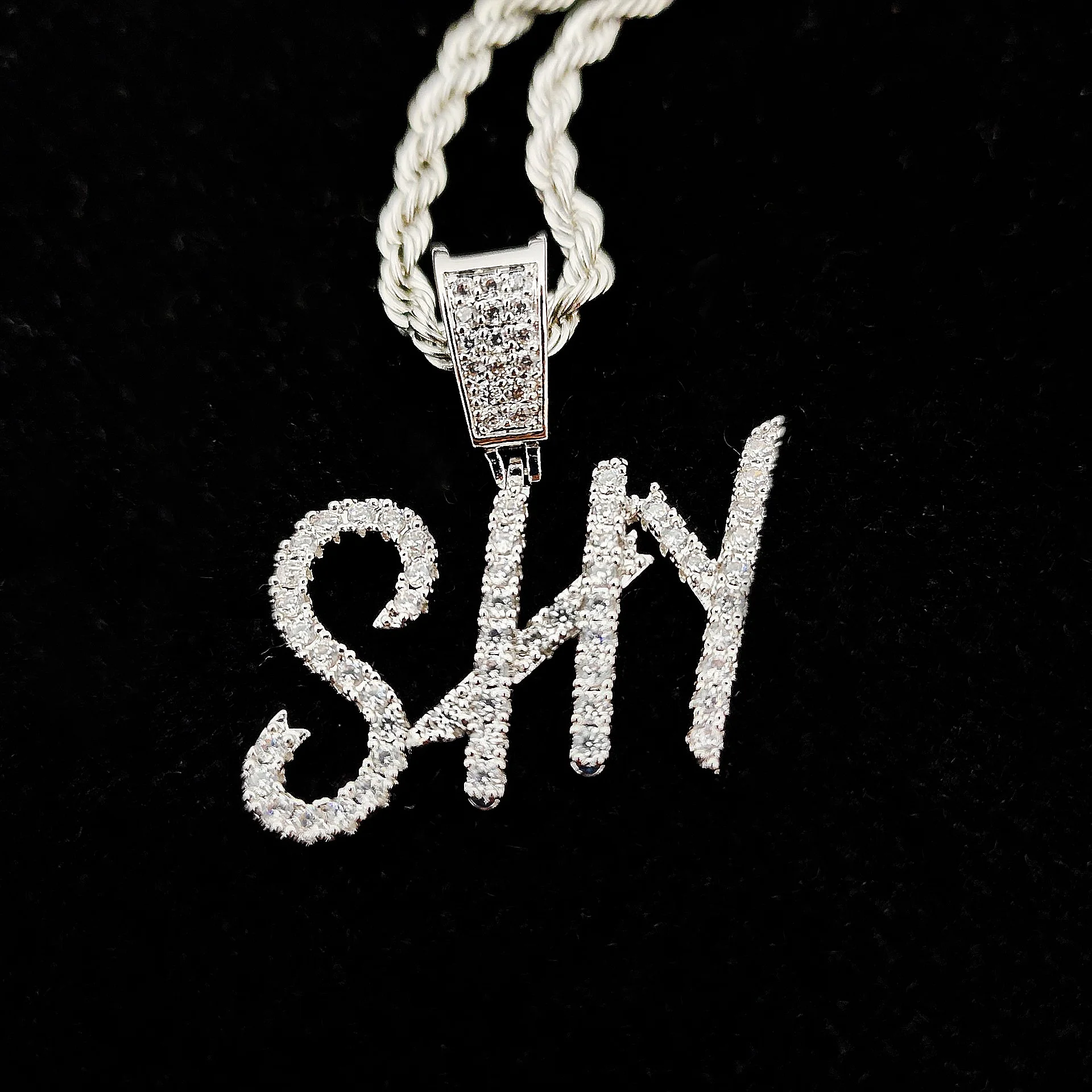 

Luxury 26 Alphabet Iced Out Zircon Letter Custom Hip Hop Initial Letter Rapper Name Pendant Necklace