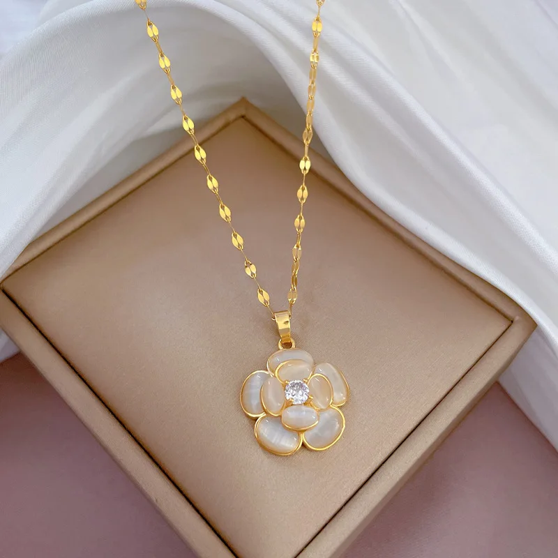 

Joyas De Acero Inoxidable Para Mujer Bling Gold Plated Stainless Steel Flower Necklace Women Jewelry Shiny White Flower Necklace