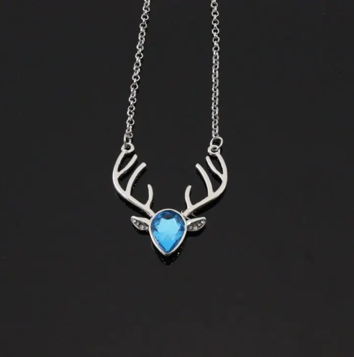 

Korean fashion new jewelry popular crystal deer necklace clavicle chain sweater chain women