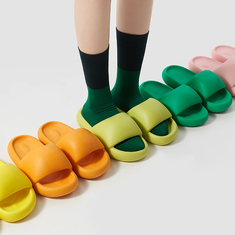 

YT New Design Soft EVA Women and Men Bathroom Sandals Quick Drying Fashion Summer Slides