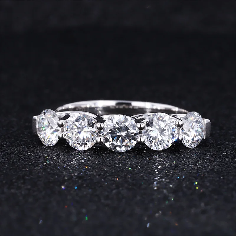 

18k Solid White Gold U Shape Prongs 5 Stones Round cut lab grown diamond Proposal Wedding Ring Band