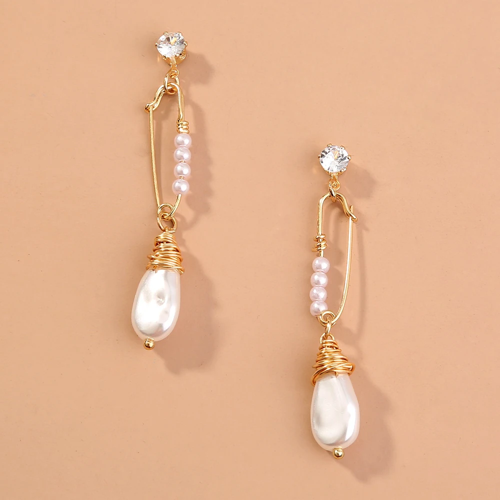 

Ladies Delicate Pearl Safety Pin Earrings With Single Claw Diamond Stud Baroque Pearl Pendant