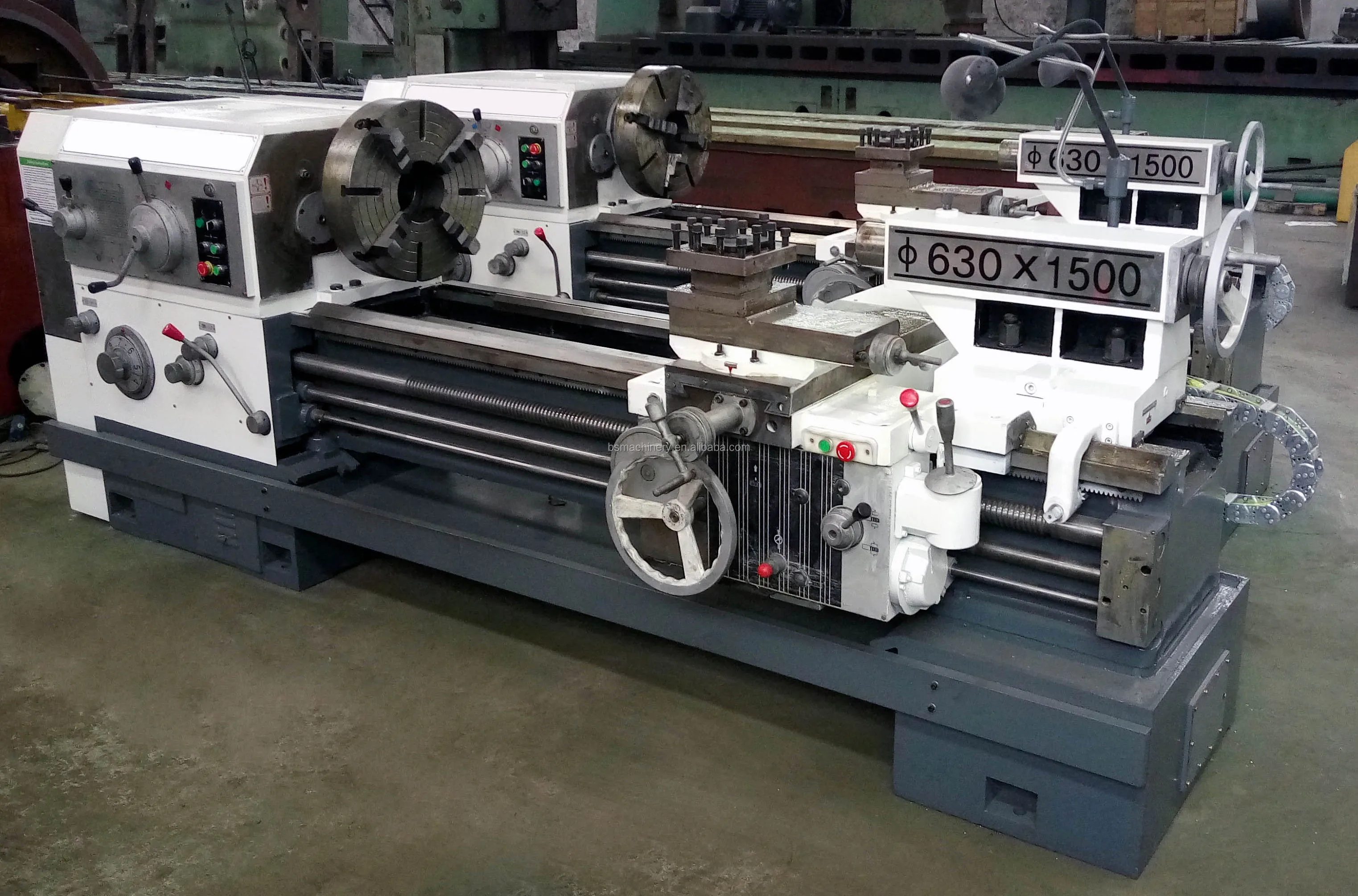 CW6163 lathe machine.jpg