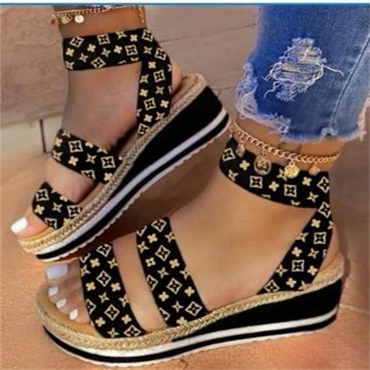 

Sandal's Women Wedges Platform Candy Color Ladies Hemp Shoes Ladies Summer Casual Slip On Strap Cross Cool Girls Plus Size 2020