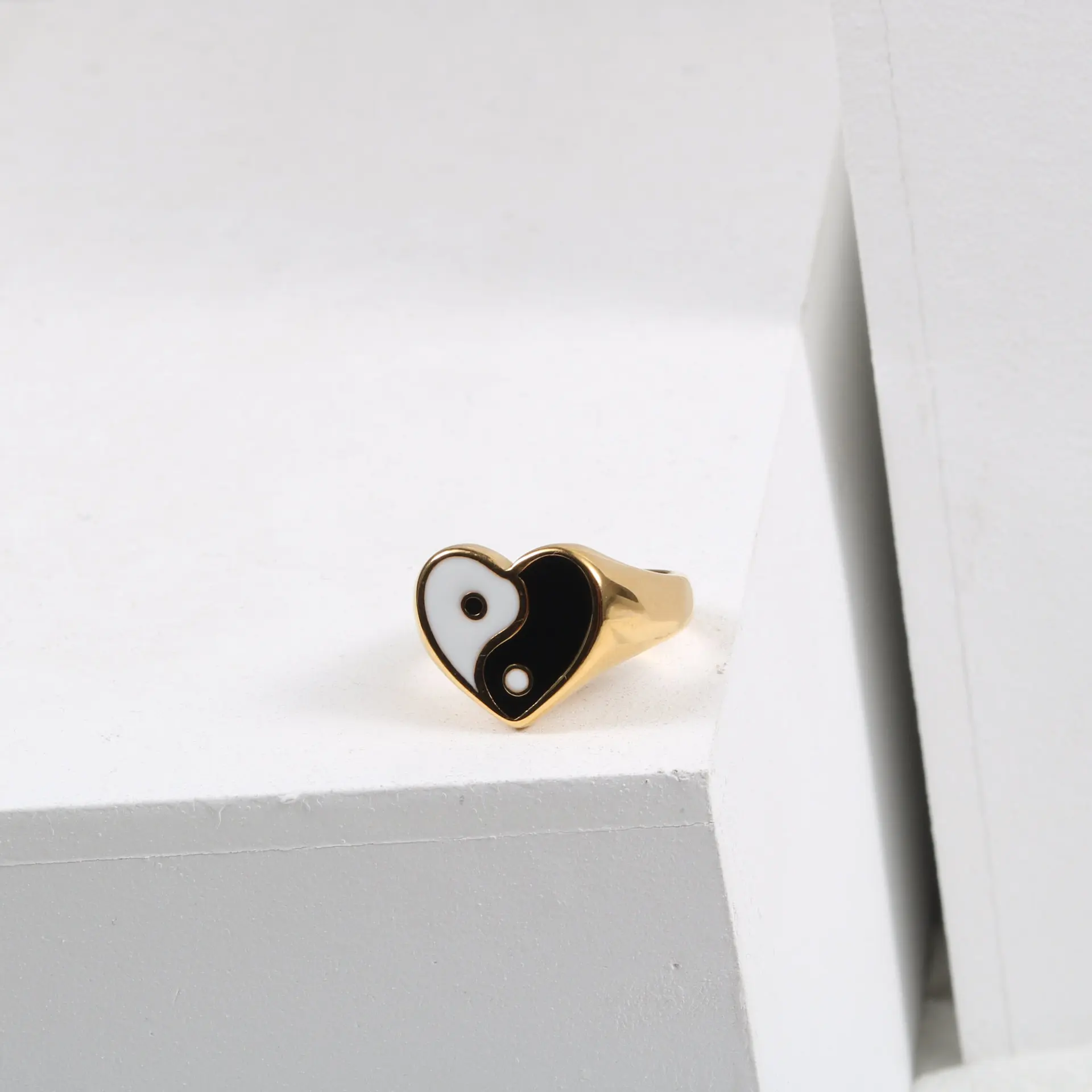 Joolim Jewelry Wholesale High End PVD Fashion Dainty Black&White Checkerboard Enamel Inlay Stainless Steel Ring for Women