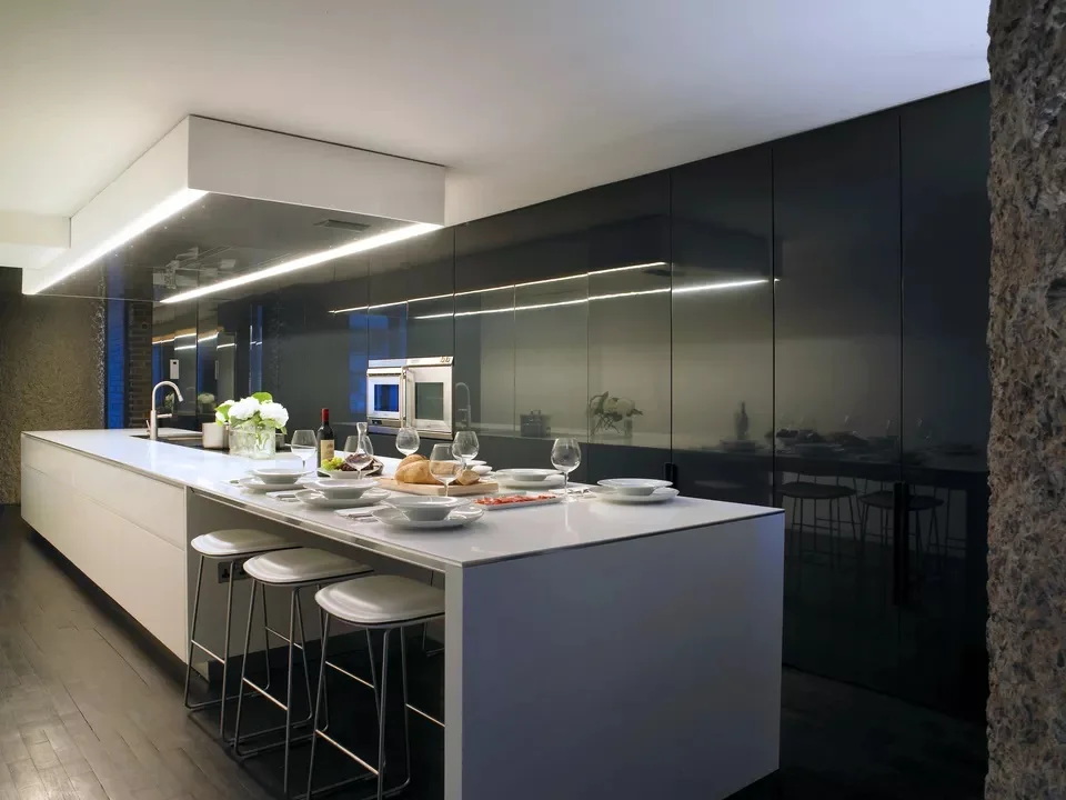 Refor Modern design MDF high gloss white lacquer modular kitchen cabinets acrylic kitchen cabinets