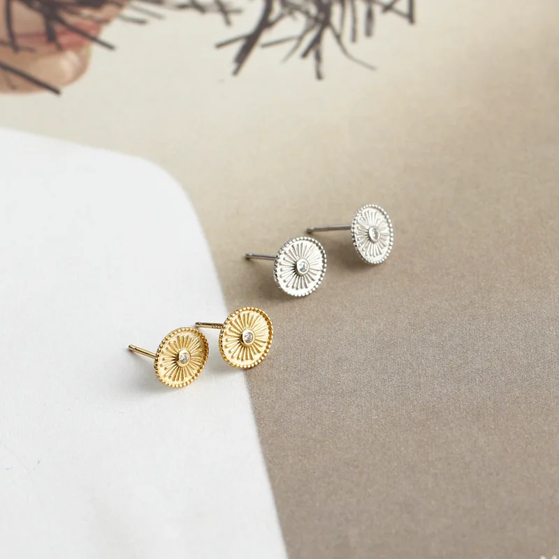 

925 Sterling Silver Stud Earrings Round Sun Coin Pattern Popular Gift For Women Ear Jewelry, 18k gold plated/rhodium plated