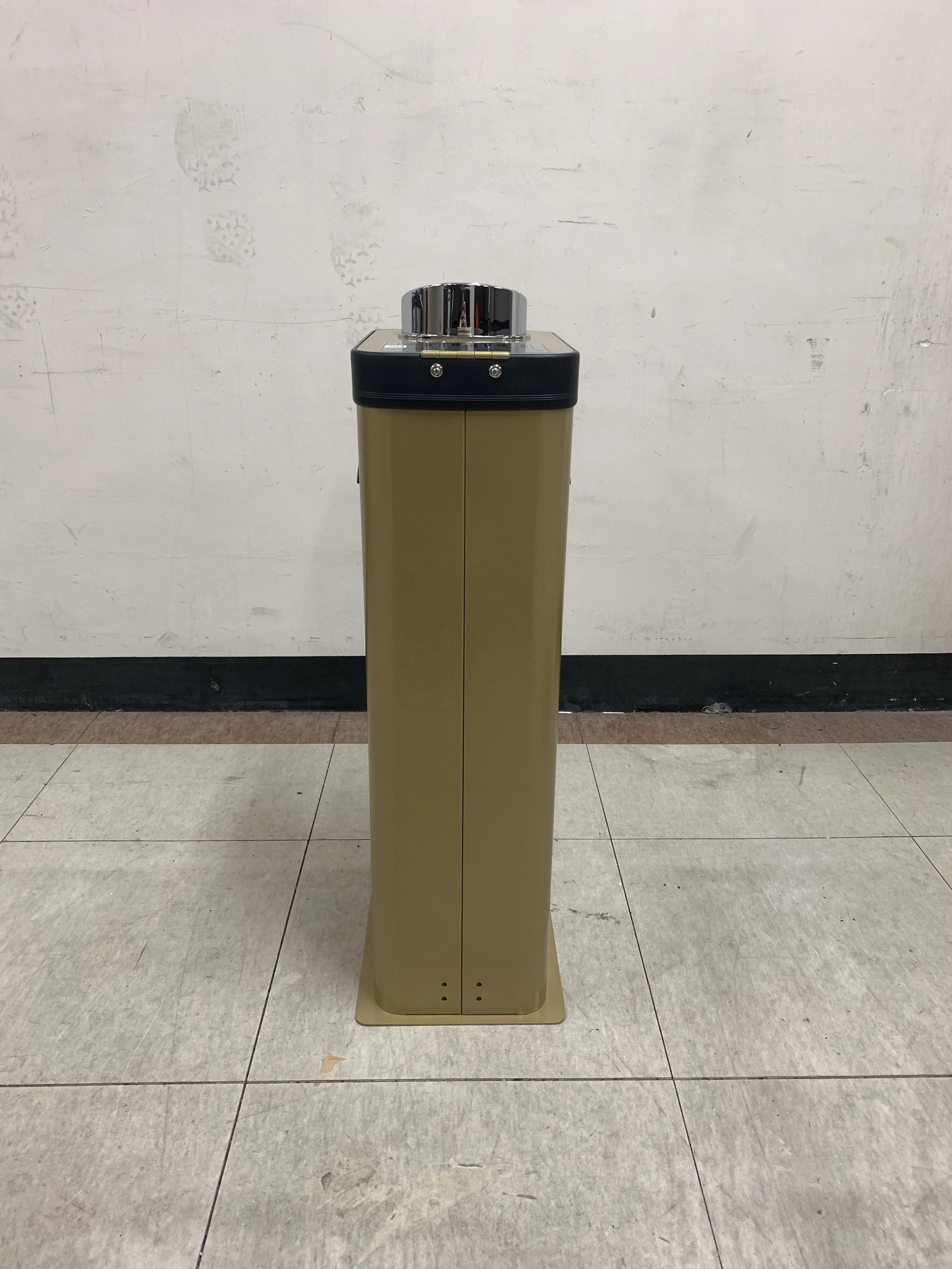 
[OP1-GD] Luxurious designed and EGI coated Special Gold Color Automatic Wet Umbrella Wrapping Machine made in Korea 