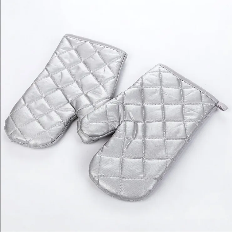 

High Temperature Resistance Microwave Oven Gloves Bbq Gloves Set