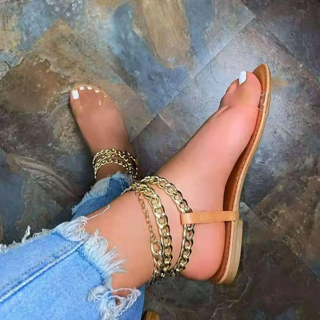 

Large Size 2021 New Flat Bottom Round Head Metal Chain Transparent Outer Wear Women Beach Sandals