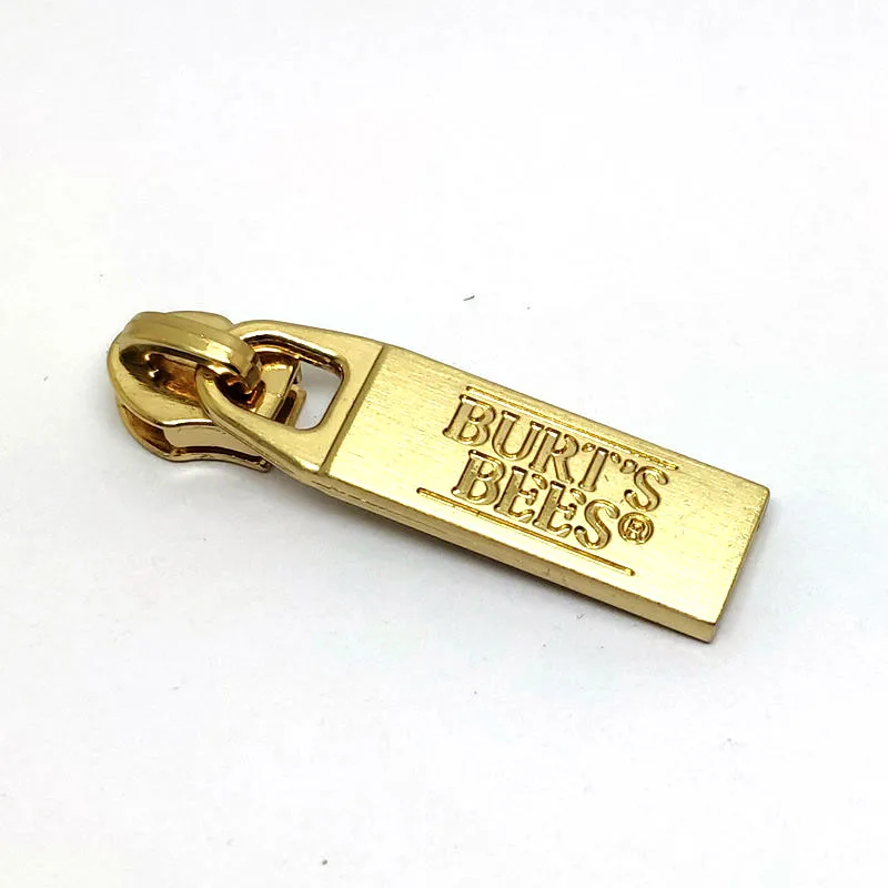 Cheap Custom Embossed Logo Zip Puller 5 With Lock Zinc Alloy Zipper