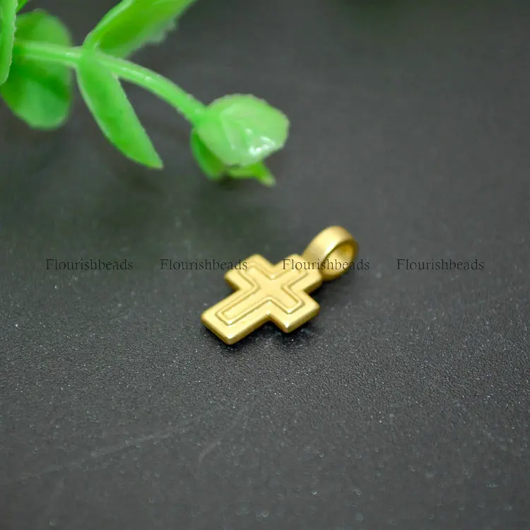 

High Quality Gold plating Metal Cross Charm Pendant