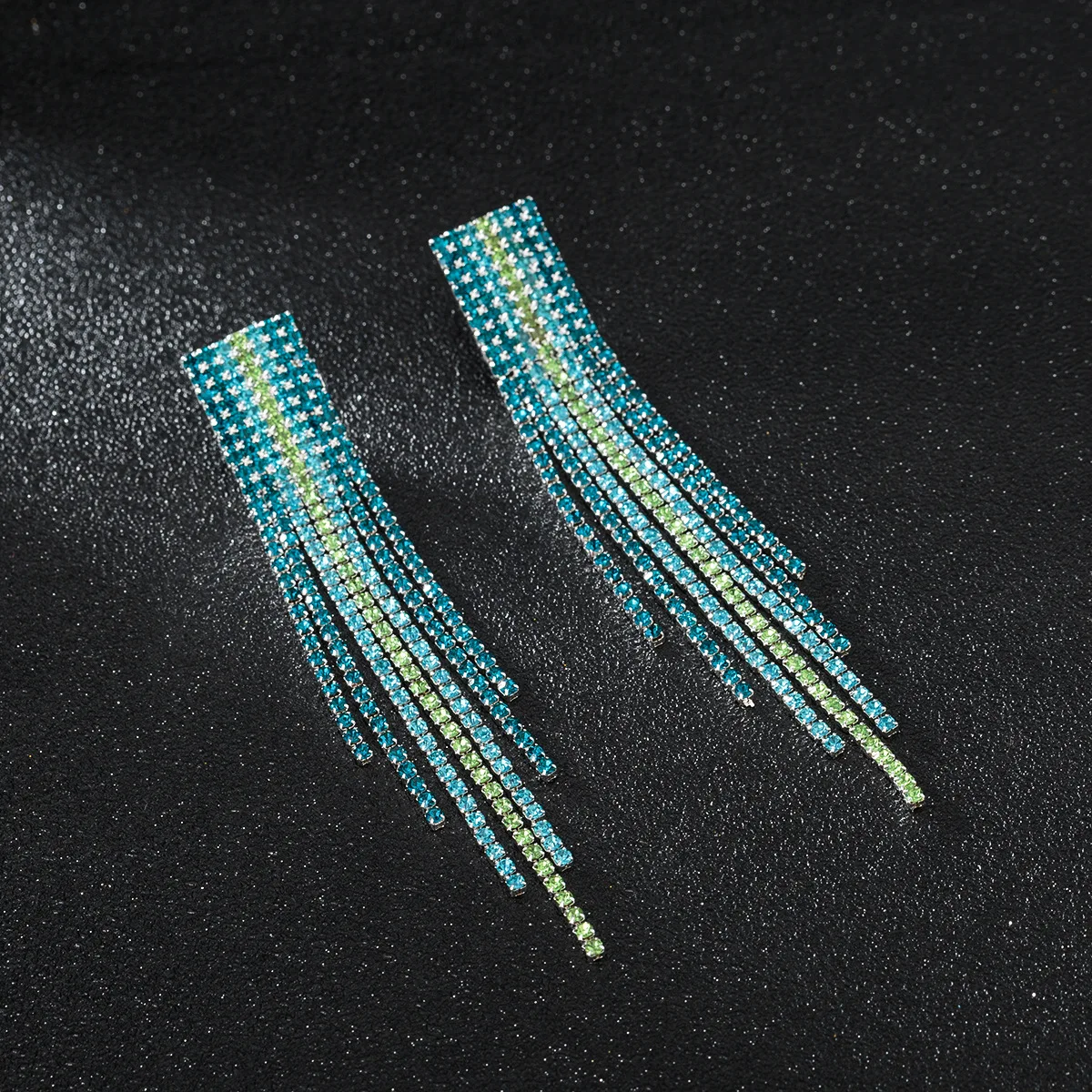 

Bohemia Claw Zircon Chain Tassels Rhinestone Earrings Fashion For Women bridesmaid photography ACC Jewelry